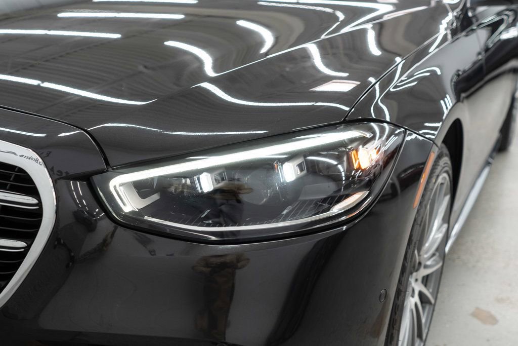 Used 2022 Mercedes-Benz S 500 4MATIC w/ AMG Line Package image 49