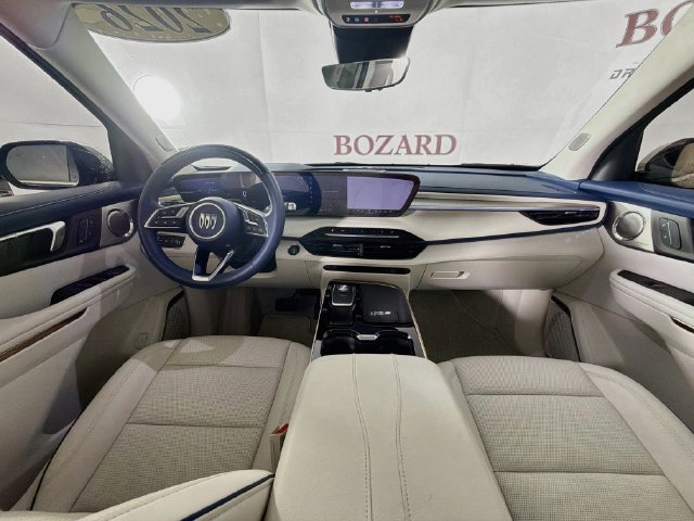 Used 2026 Buick Enclave Avenir w/ Super Cruise Package FWD image 30