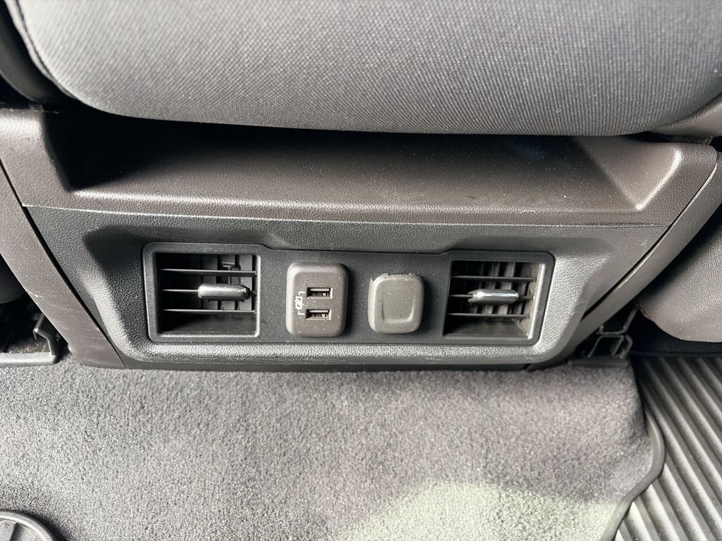 Certified 2019 Chevrolet Silverado 1500 LT w/ All-Star Edition AWD/4WD image 28