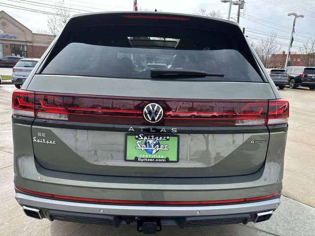 Certified 2023 GMC Acadia SLT w/ Preferred Package image 39