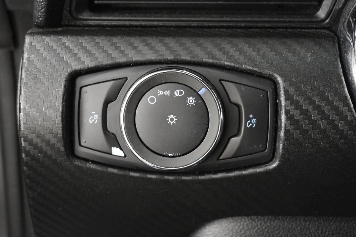 Used 2017 Ford Mustang Coupe image 19