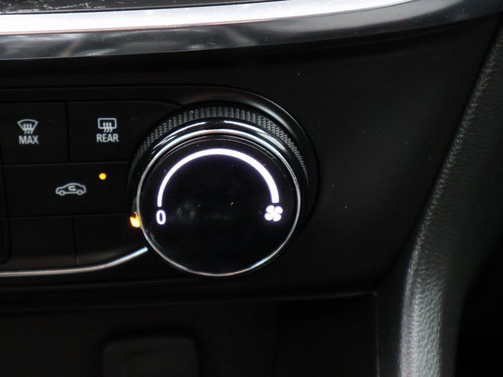 Used 2025 Buick Encore GX Preferred image 26