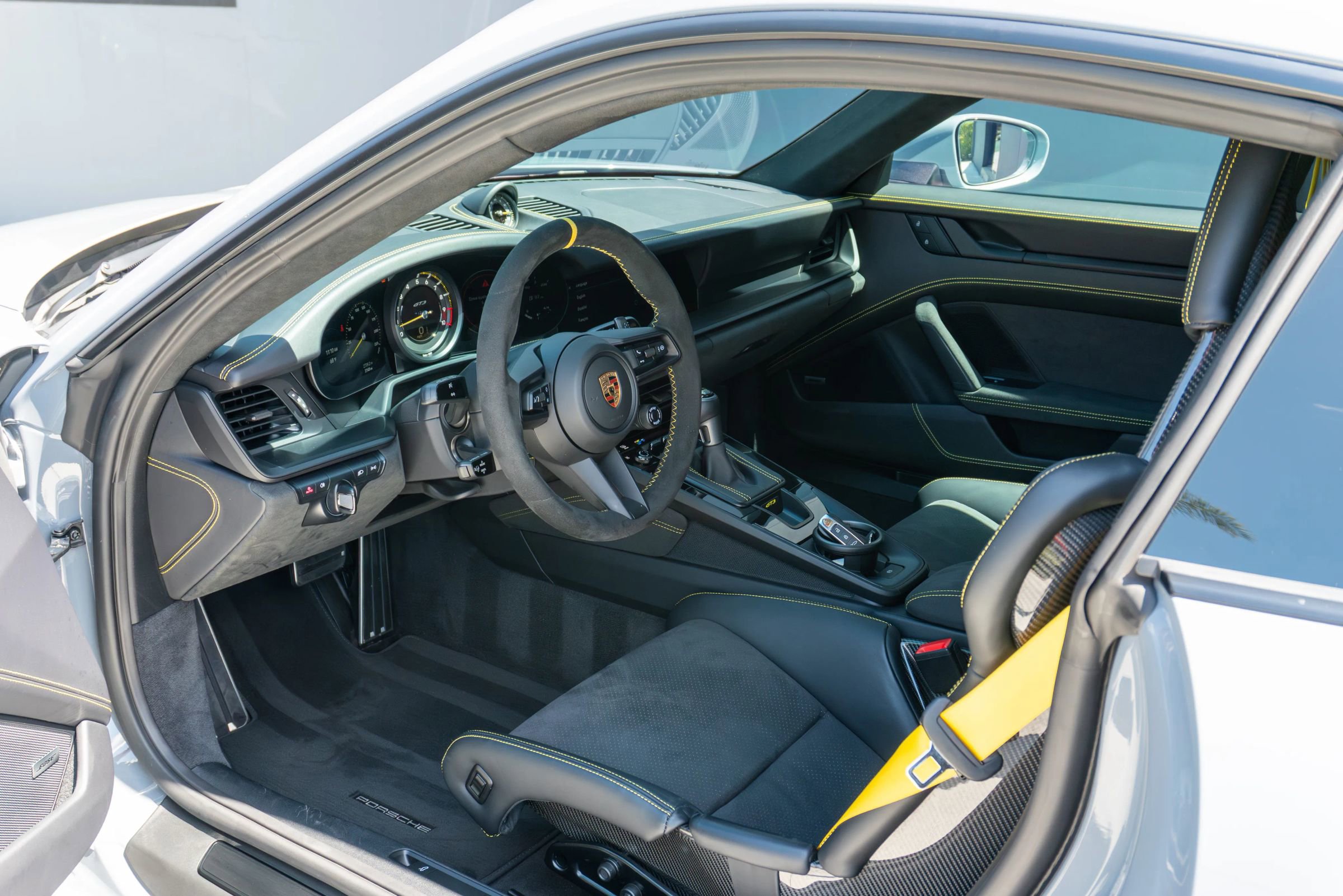 Used 2023 Porsche 911 GT3 RWD image 10