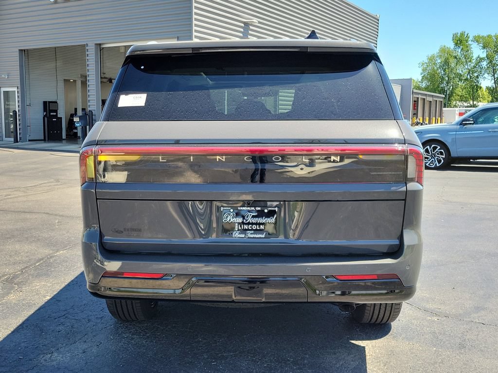 New 2026 Lincoln Navigator Black Label AWD/4WD image 5
