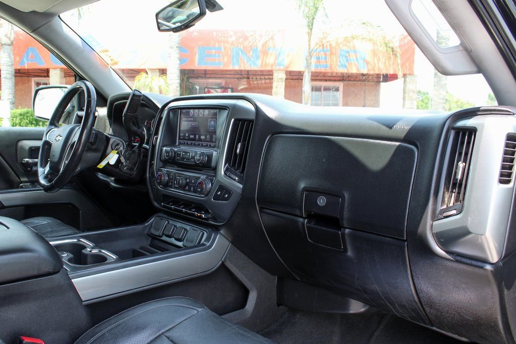 Used 2017 Chevrolet Silverado 1500 LT w/ Texas Edition image 34