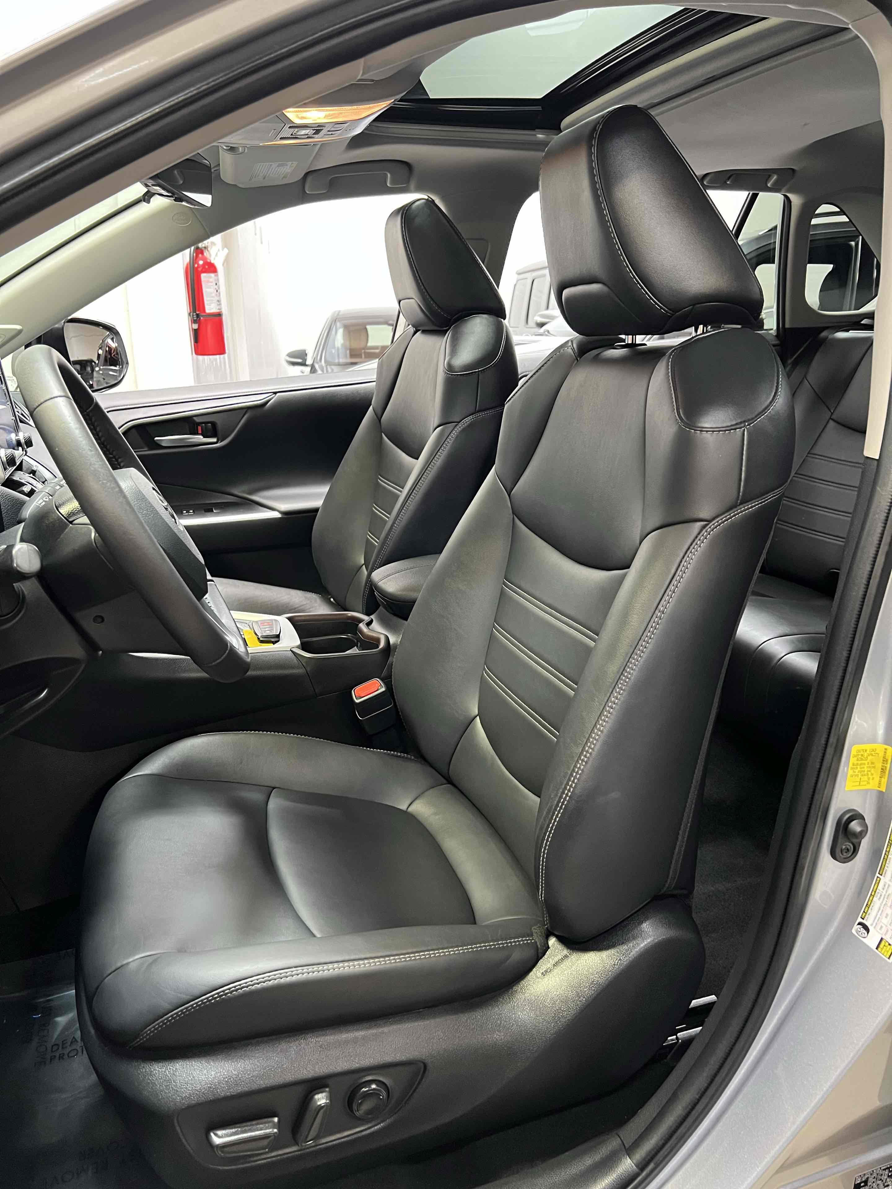 Used 2021 Toyota RAV4 Limited w/ Carpet Mat Package (TMS) image 50