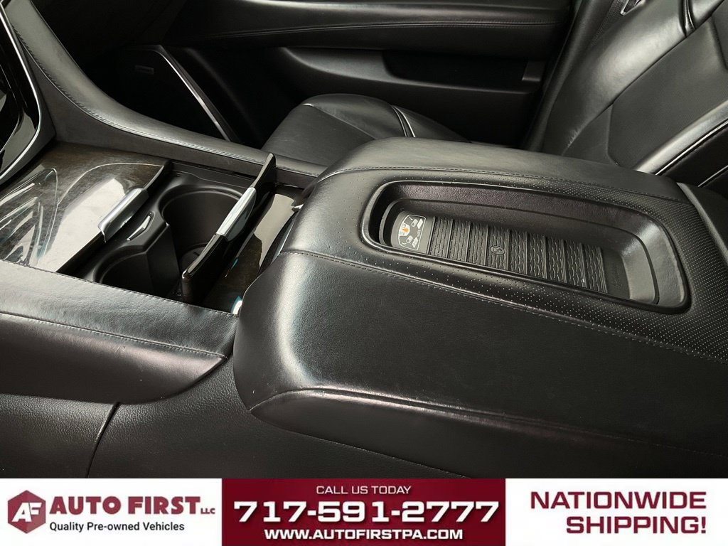 Used 2020 Cadillac Escalade ESV Platinum AWD/4WD image 30