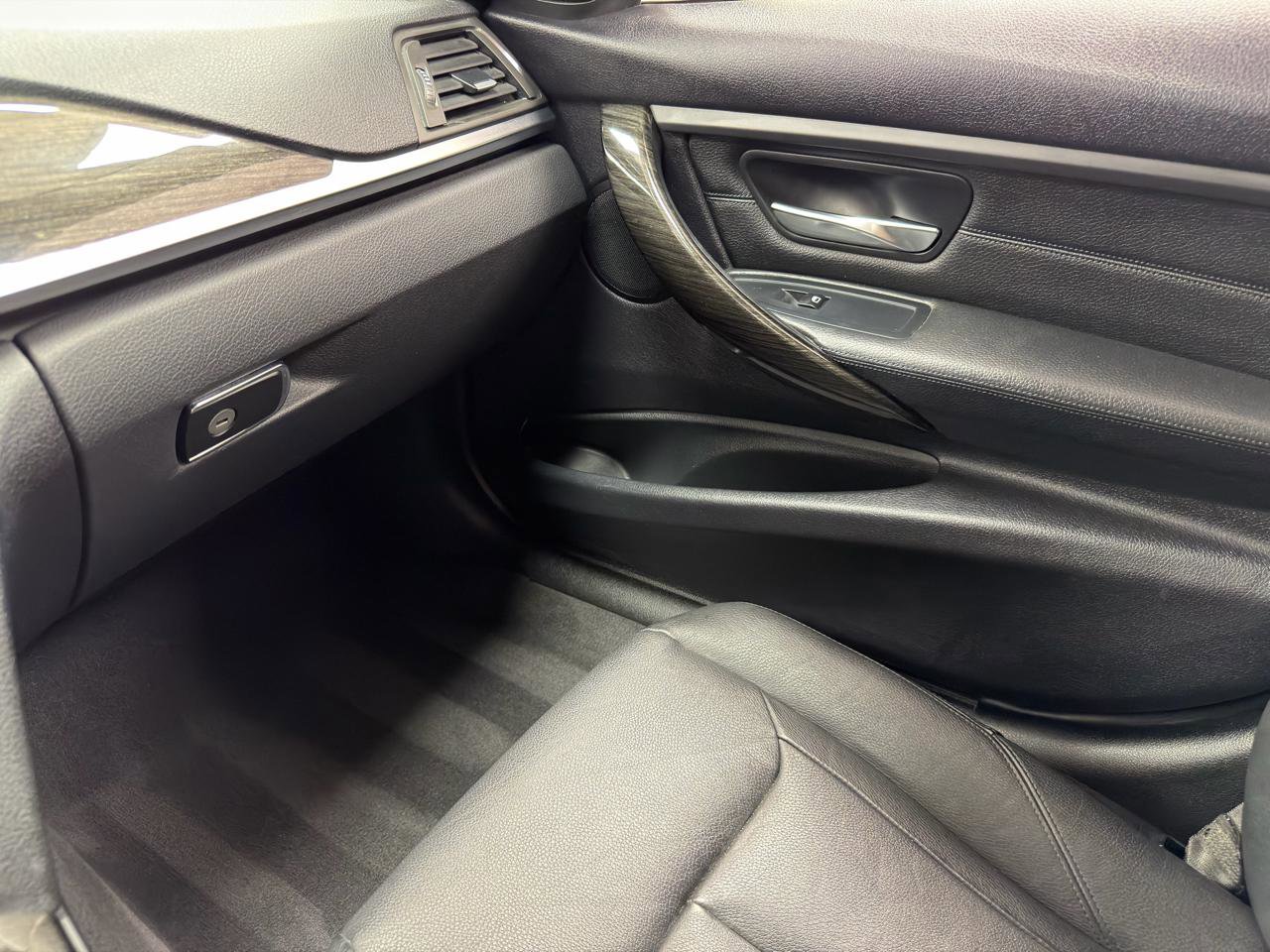 Used 2014 BMW 328i xDrive Sedan AWD/4WD image 25