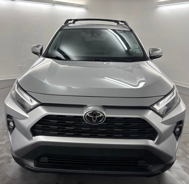 Used 2024 Toyota RAV4 XLE Premium image 3