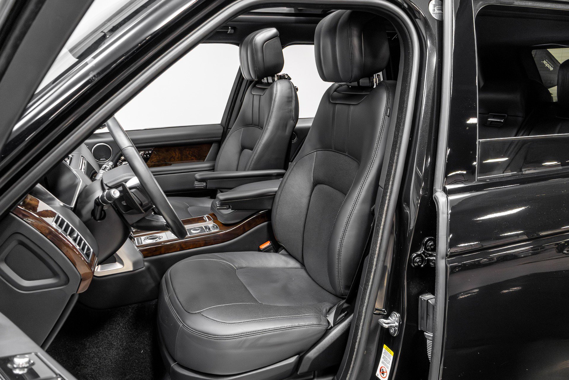 Used 2021 Land Rover Range Rover Westminster Edition image 7