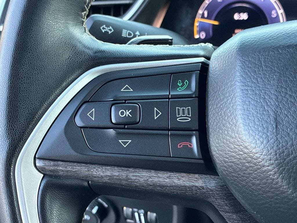 Certified 2021 Jeep Grand Cherokee L Limited AWD/4WD image 27