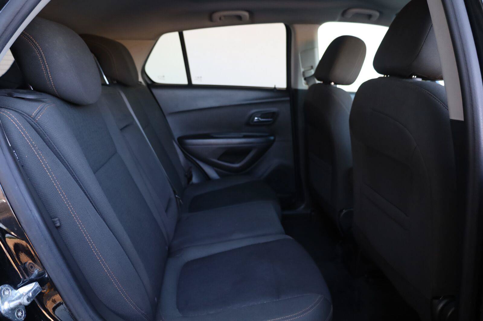 Used 2022 Chevrolet Trax LS w/ Tint and Cruise Package FWD image 23