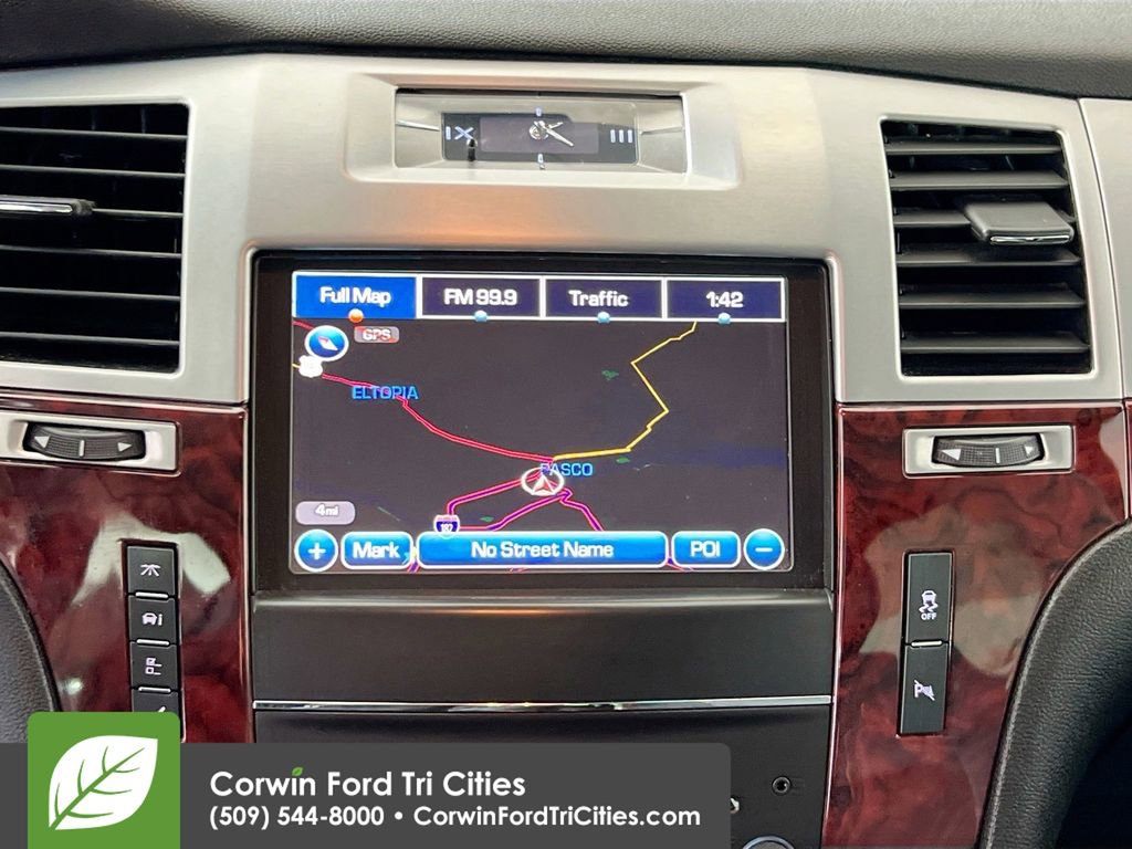 Used 2013 Cadillac Escalade Luxury image 20