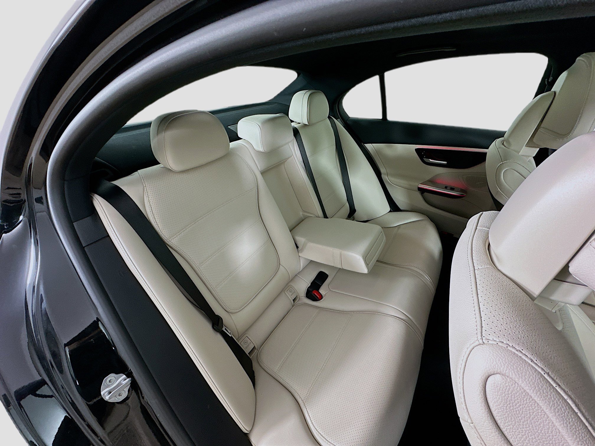 Certified 2023 Mercedes-Benz C 300 4MATIC Sedan image 35