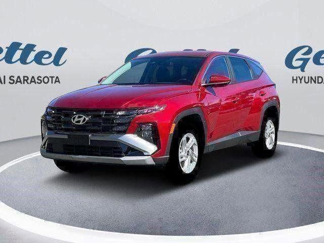 New 2025 Hyundai Tucson SE image 1