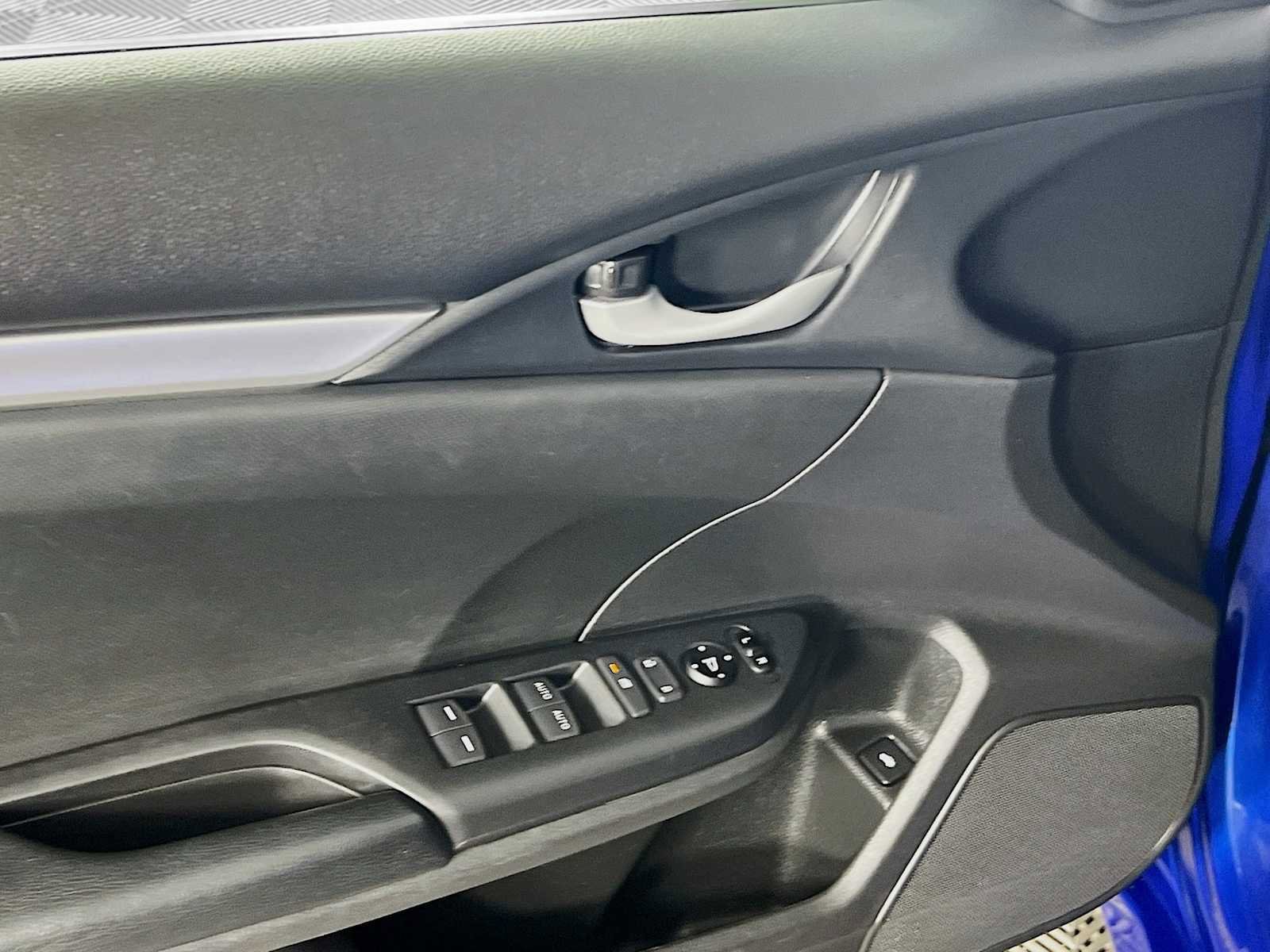 Used 2020 Honda Civic Sport image 18
