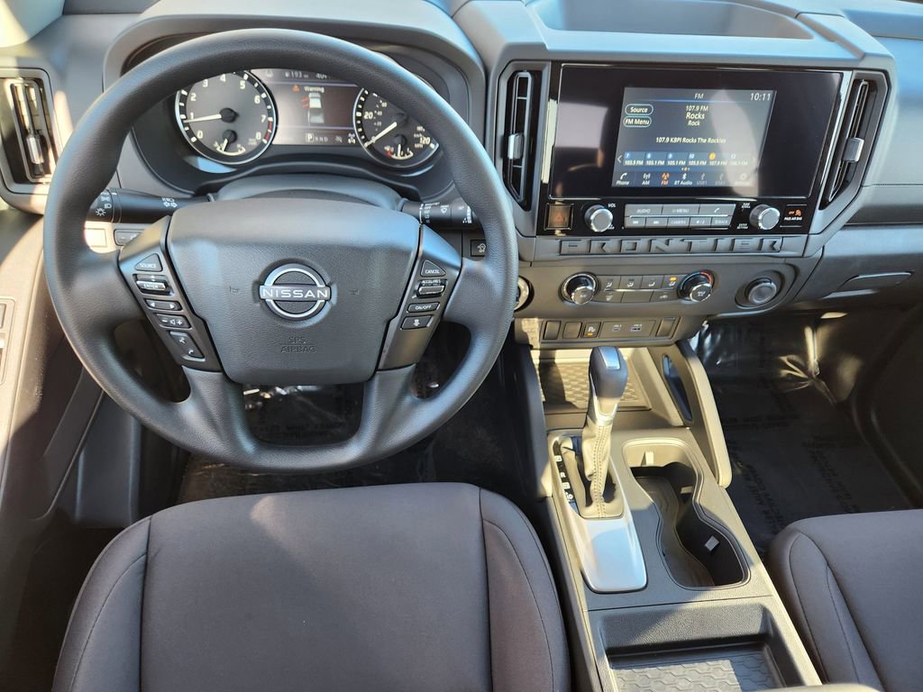 Used 2025 Nissan Frontier S image 3