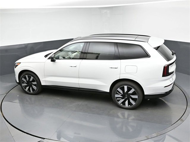 New 2025 Volvo EX90 Plus w/ Protection Package Premier image 43