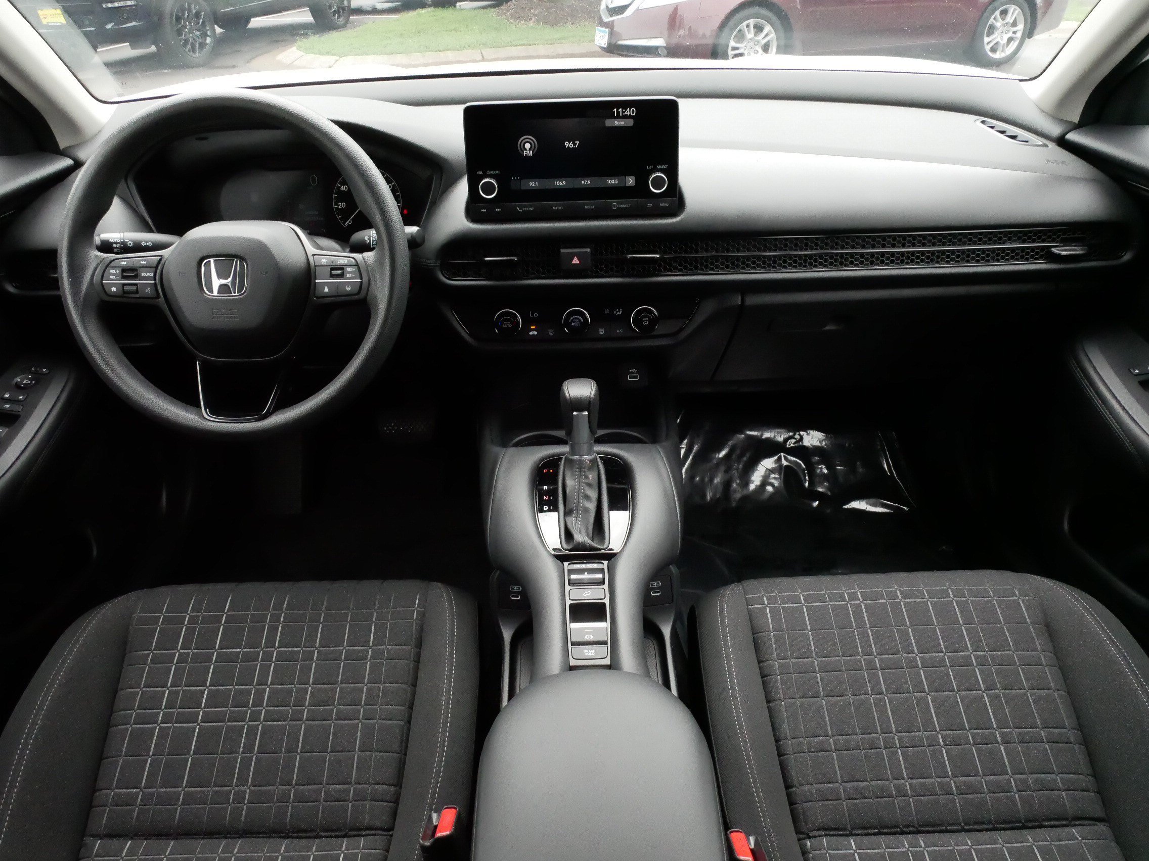 Used 2024 Honda HR-V LX image 10
