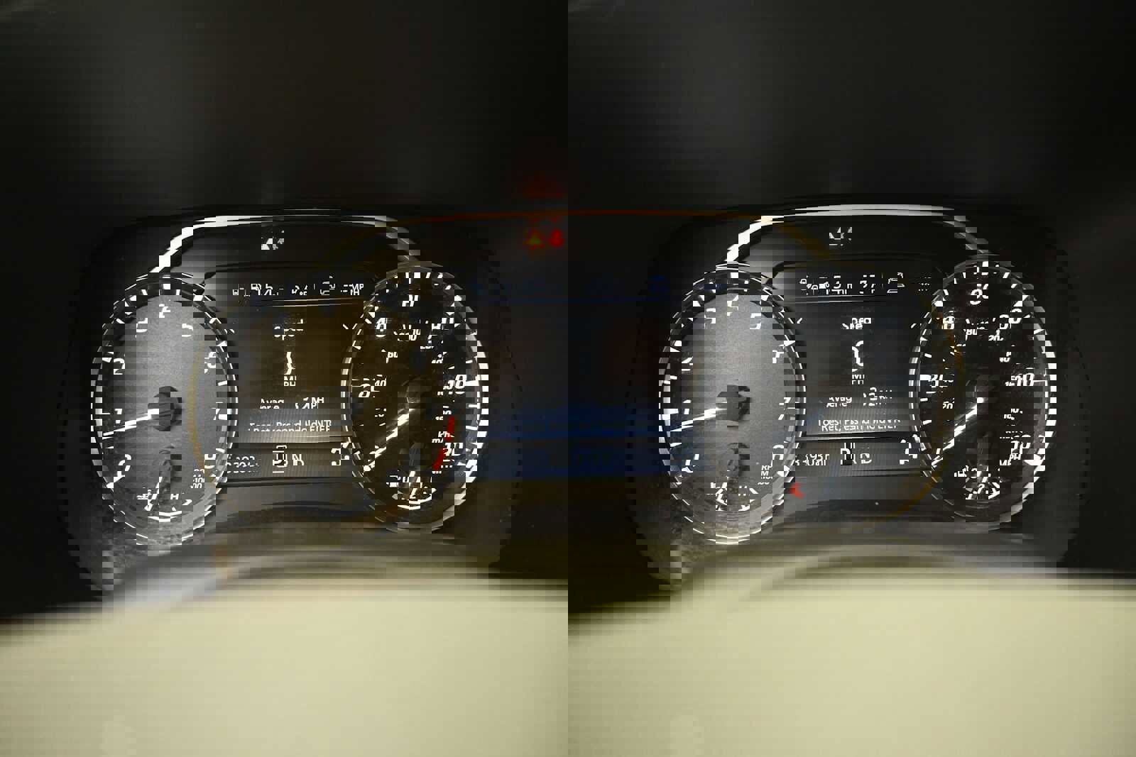 Used 2022 Nissan Frontier SV AWD/4WD image 7