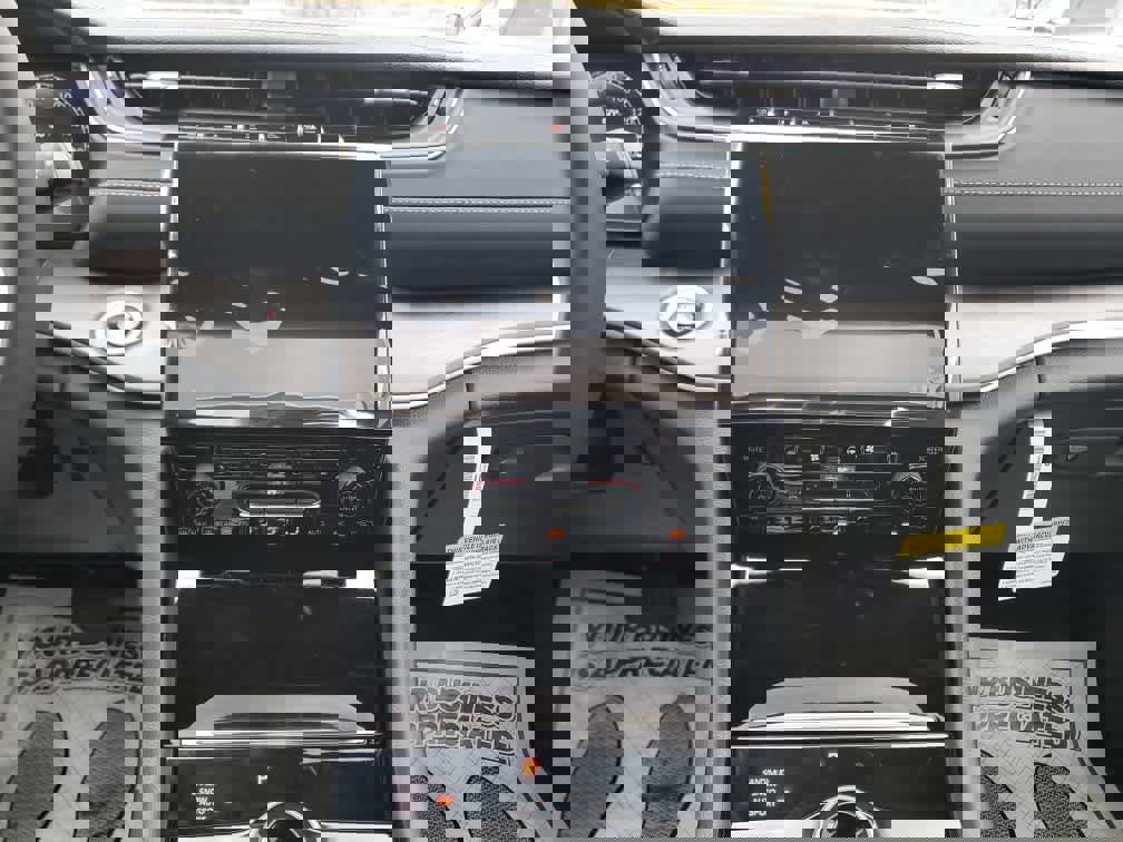 New 2025 Jeep Grand Cherokee Limited image 21