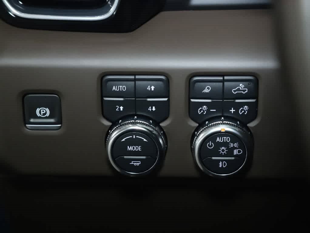 Used 2025 GMC Sierra 1500 Denali w/ Denali Reserve Package AWD/4WD image 24