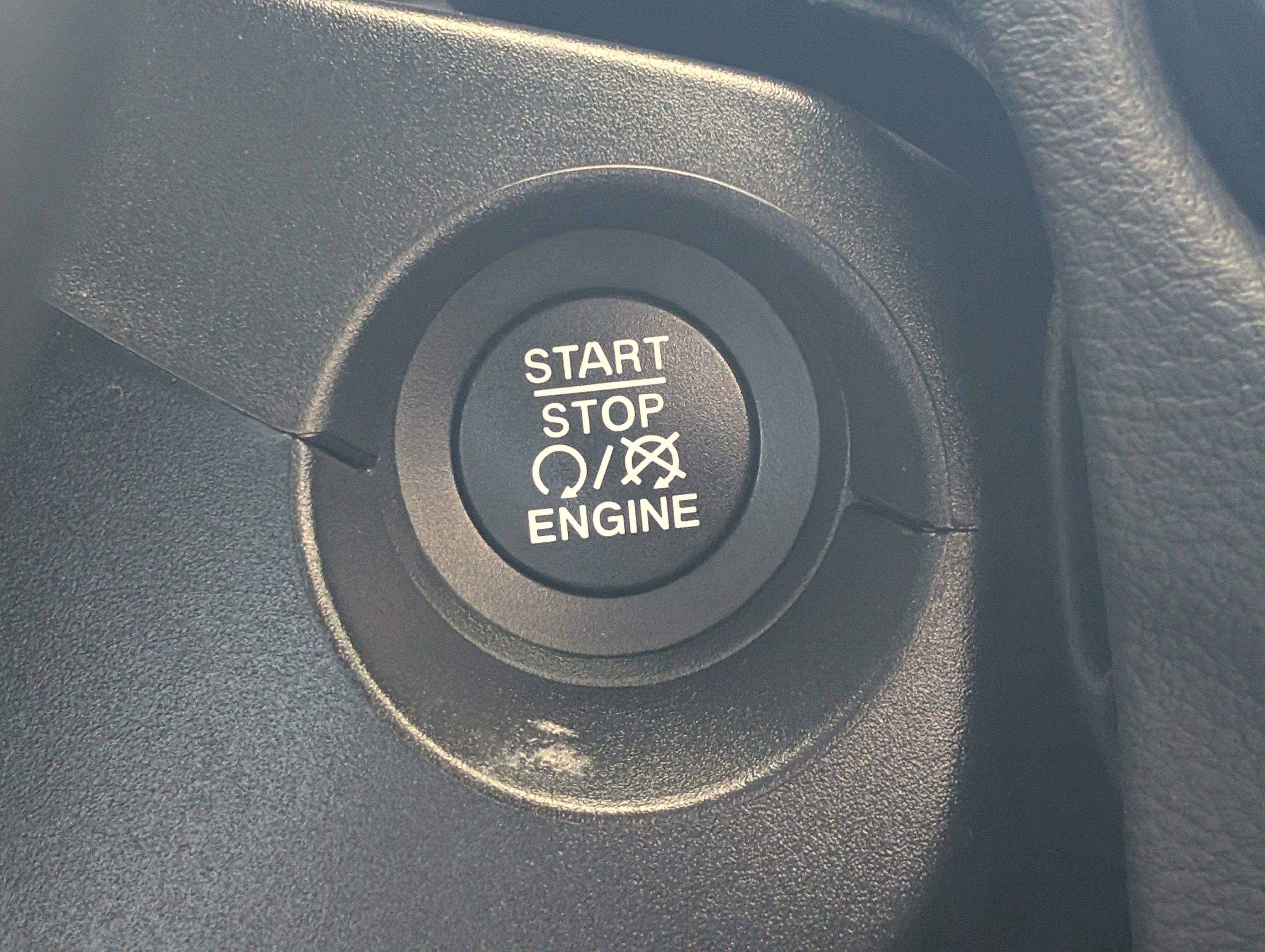 Used 2021 Jeep Compass Limited FWD image 32