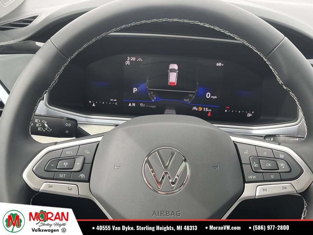 Used 2026 Volkswagen Taos SE AWD/4WD image 18