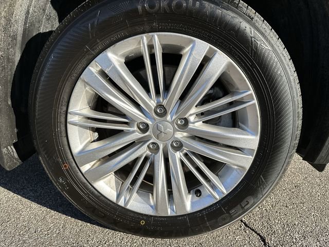 Used 2024 Mitsubishi Outlander ES AWD/4WD image 21