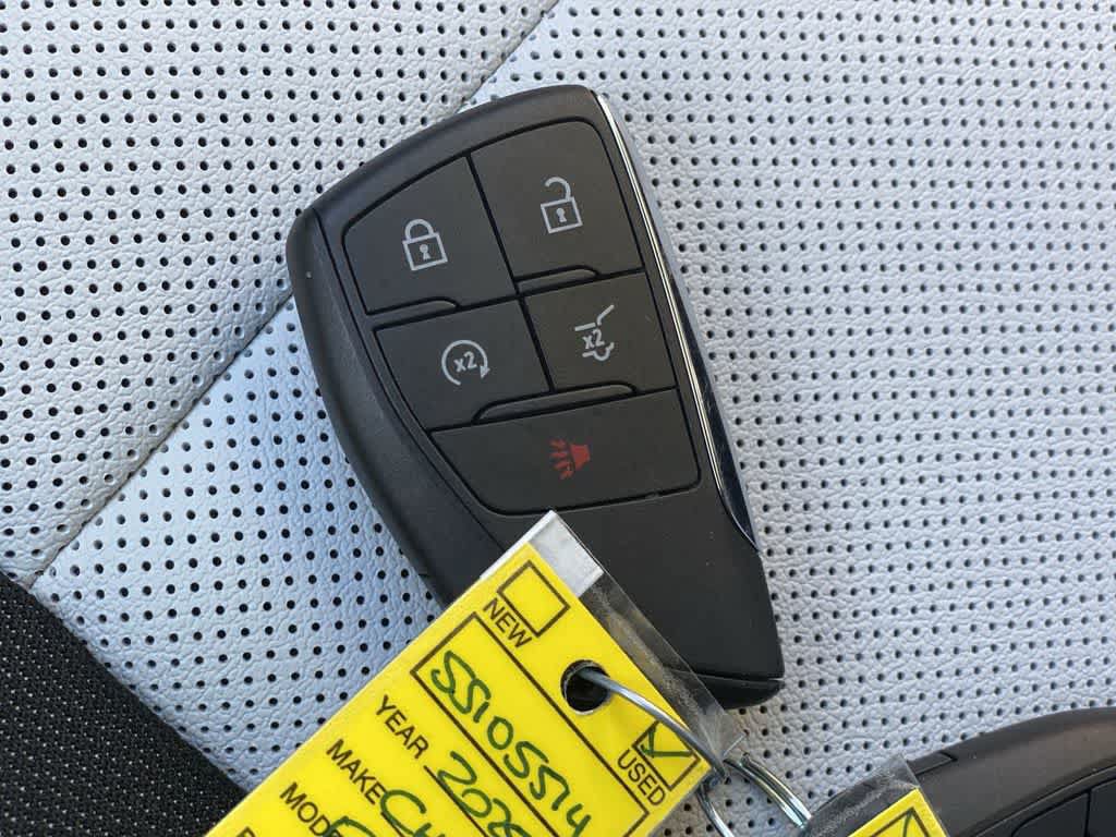 Used 2025 Chevrolet Equinox EV LT w/ Convenience Package FWD image 27