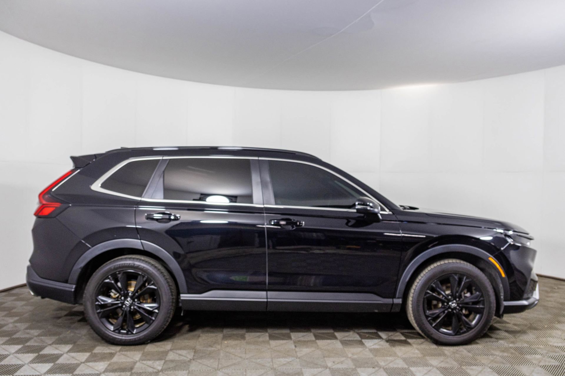 Used 2023 Honda CR-V Sport Touring image 16