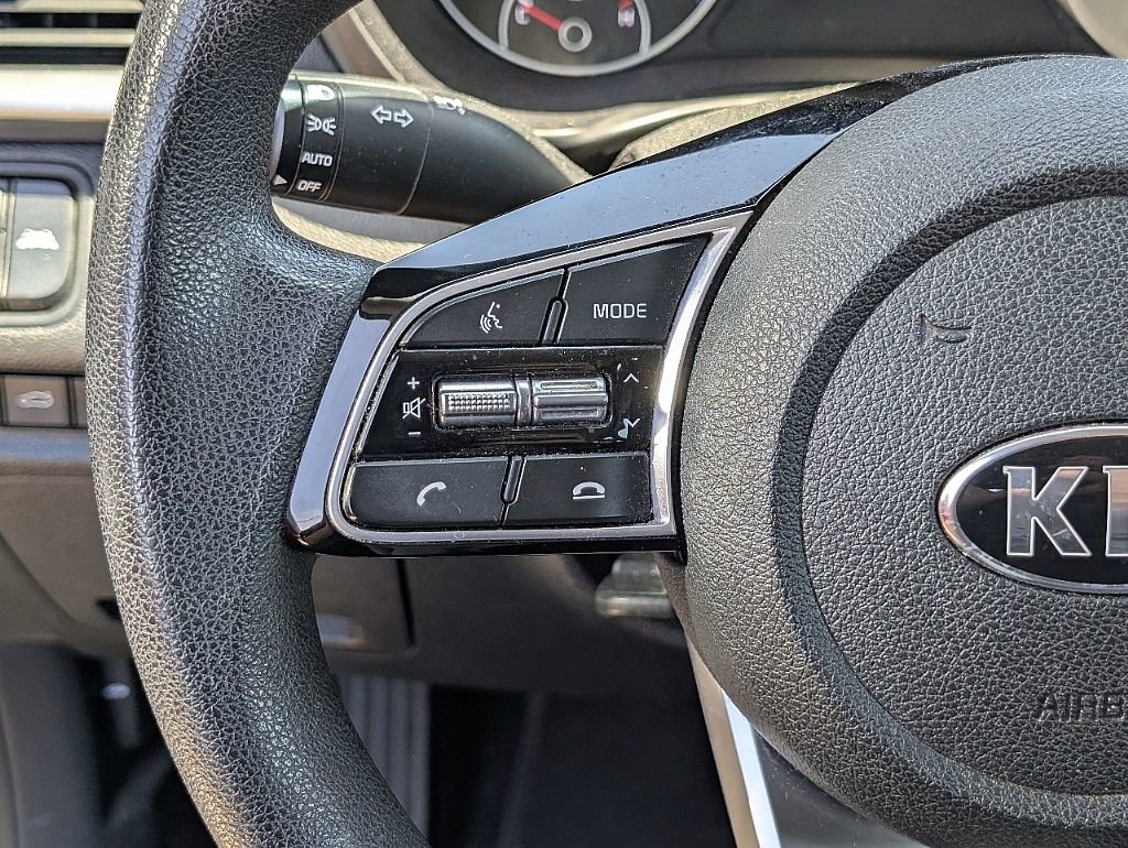 Used 2019 Kia Optima LX image 10