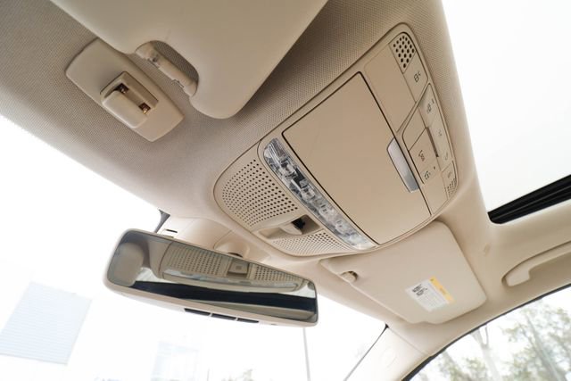 Used 2019 Mercedes-Benz C 300 4MATIC Sedan image 68