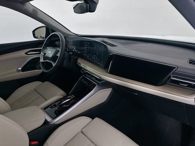 Used 2025 Audi Q5 Prestige AWD/4WD image 25