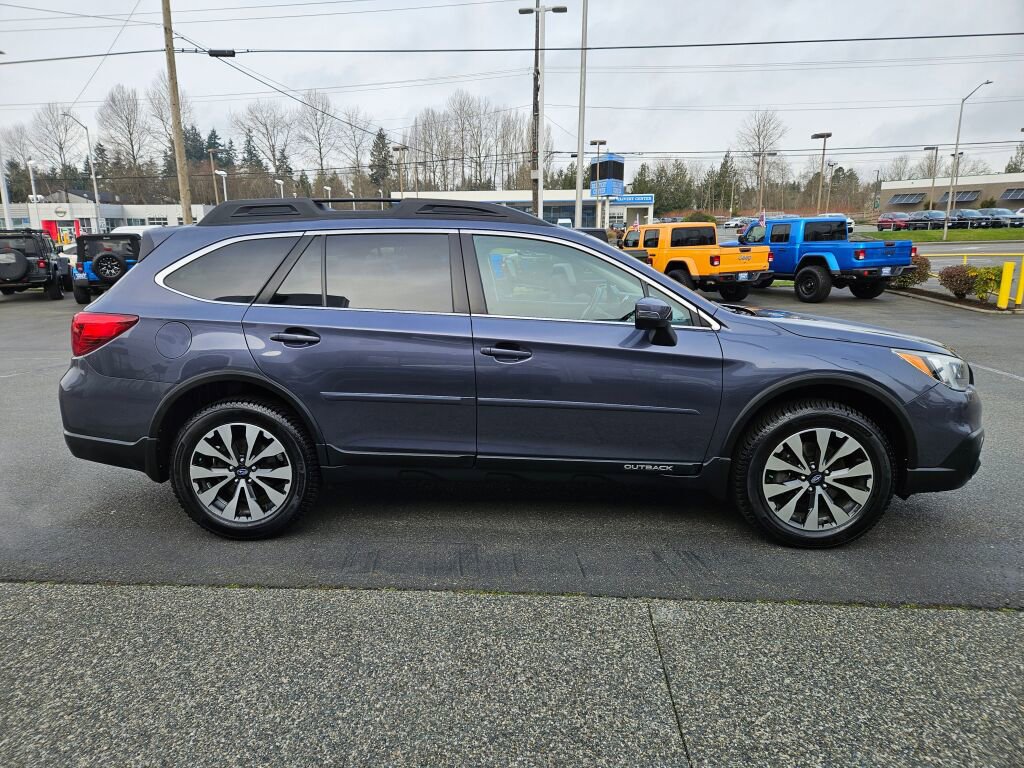 Used 2016 Subaru Outback 3.6R Limited image 6