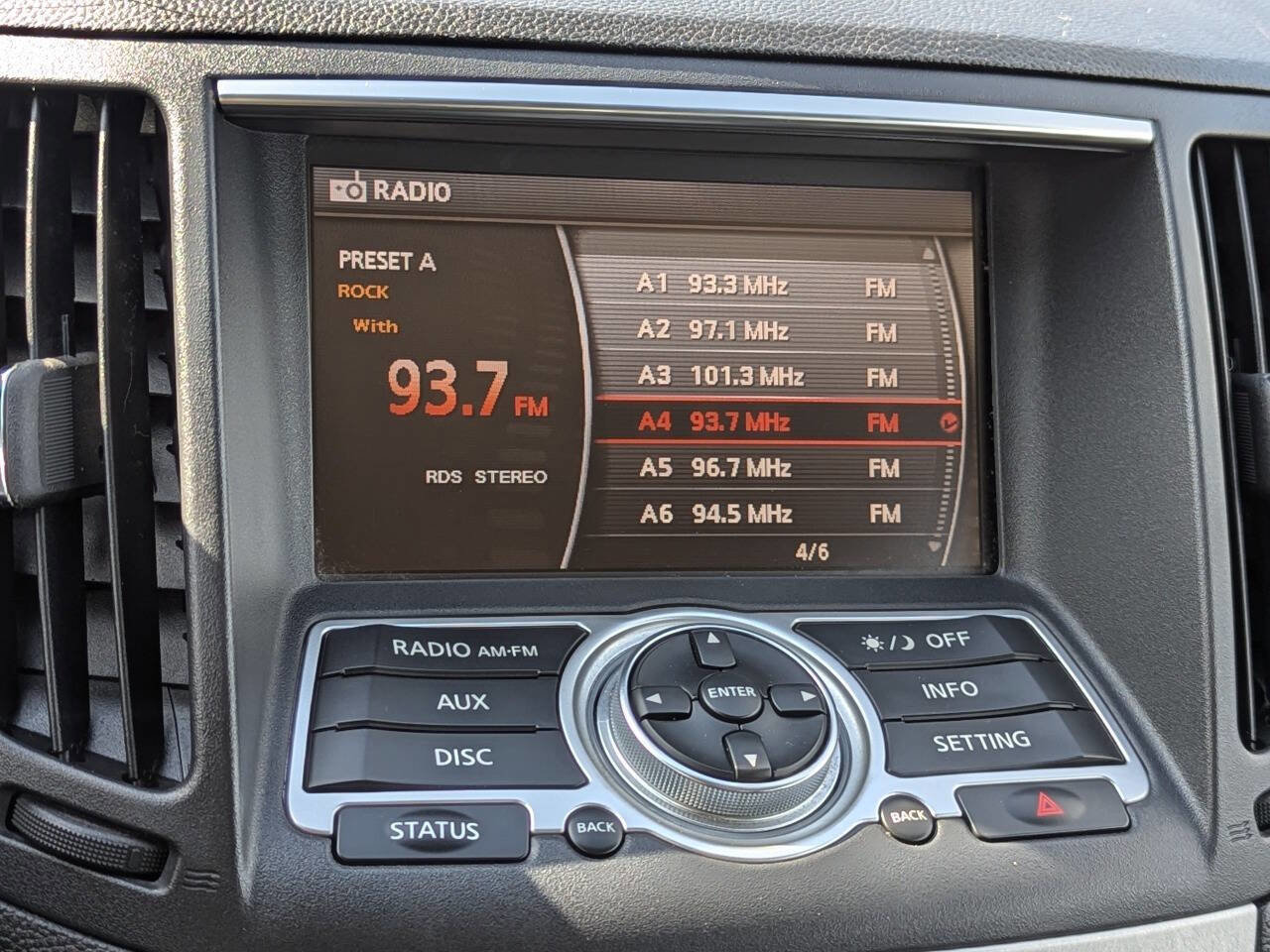 Used 2009 INFINITI G37 x Sedan w/ Premium Pkg image 20