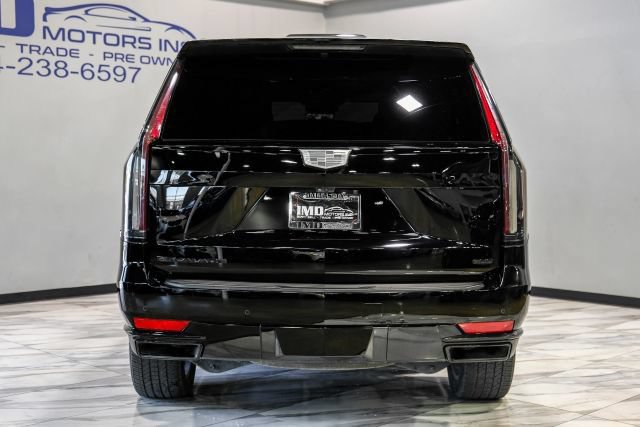 Used 2024 Cadillac Escalade Sport w/ LPO, ONYX Package AWD/4WD image 10