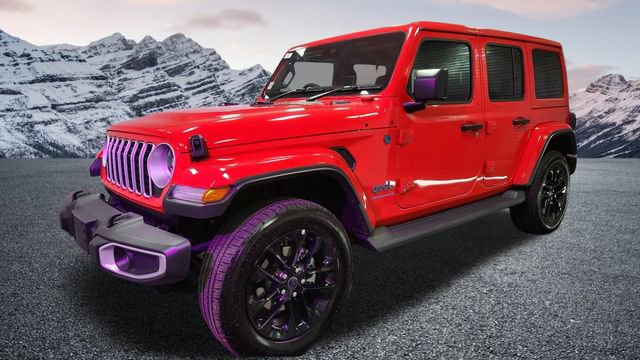 Used 2025 Jeep Wrangler Unlimited Sahara image 1