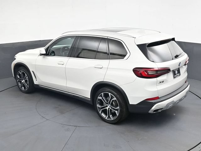 Used 2021 BMW X5 xDrive40i w/ Convenience Package AWD/4WD image 24