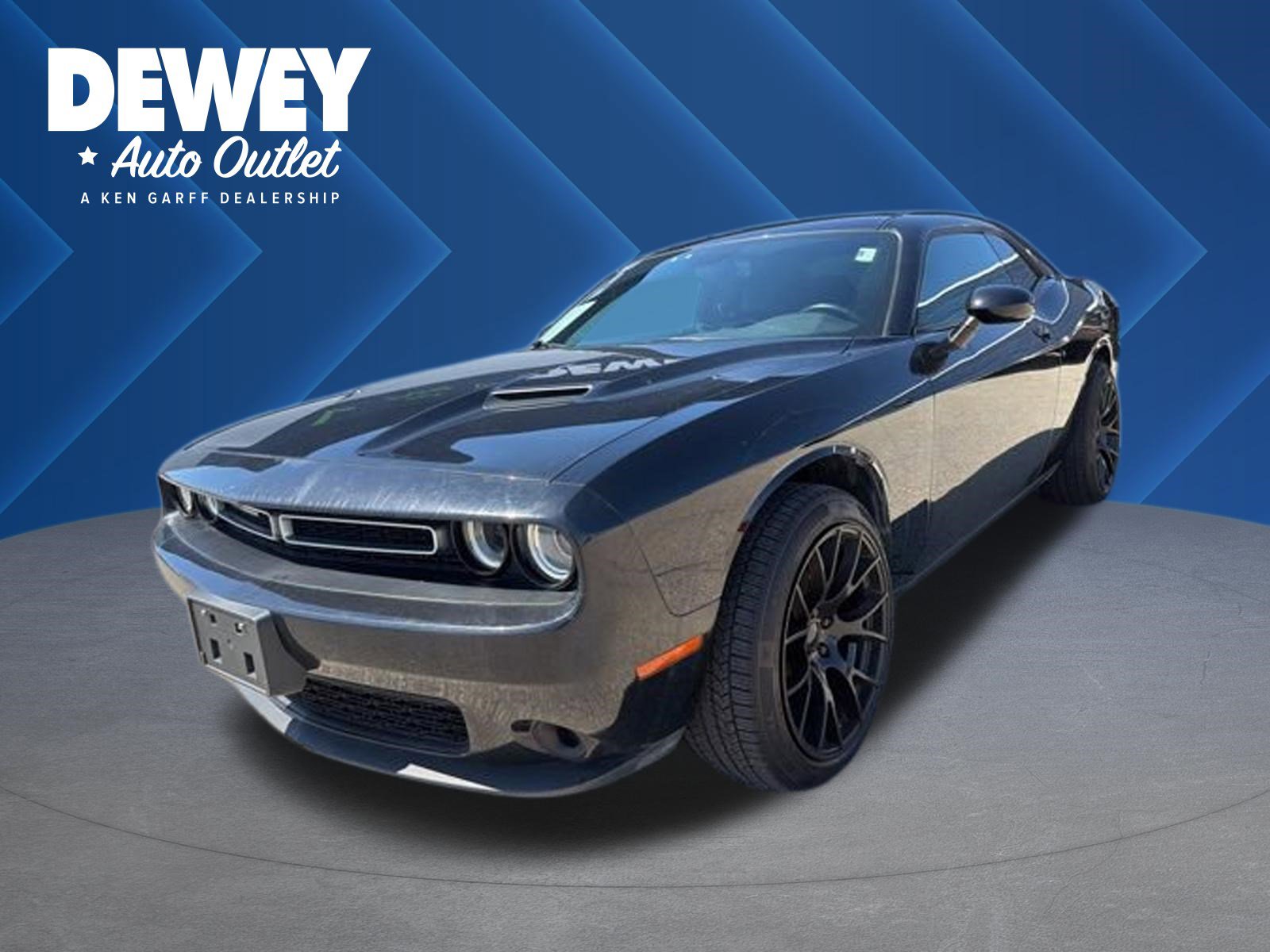 Used 2019 Dodge Challenger SXT w/ Cold Weather Group image 1