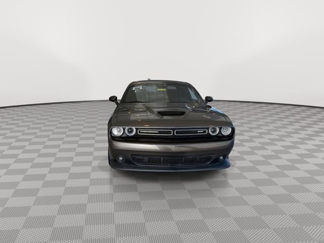 Used 2022 Dodge Challenger GT image 3