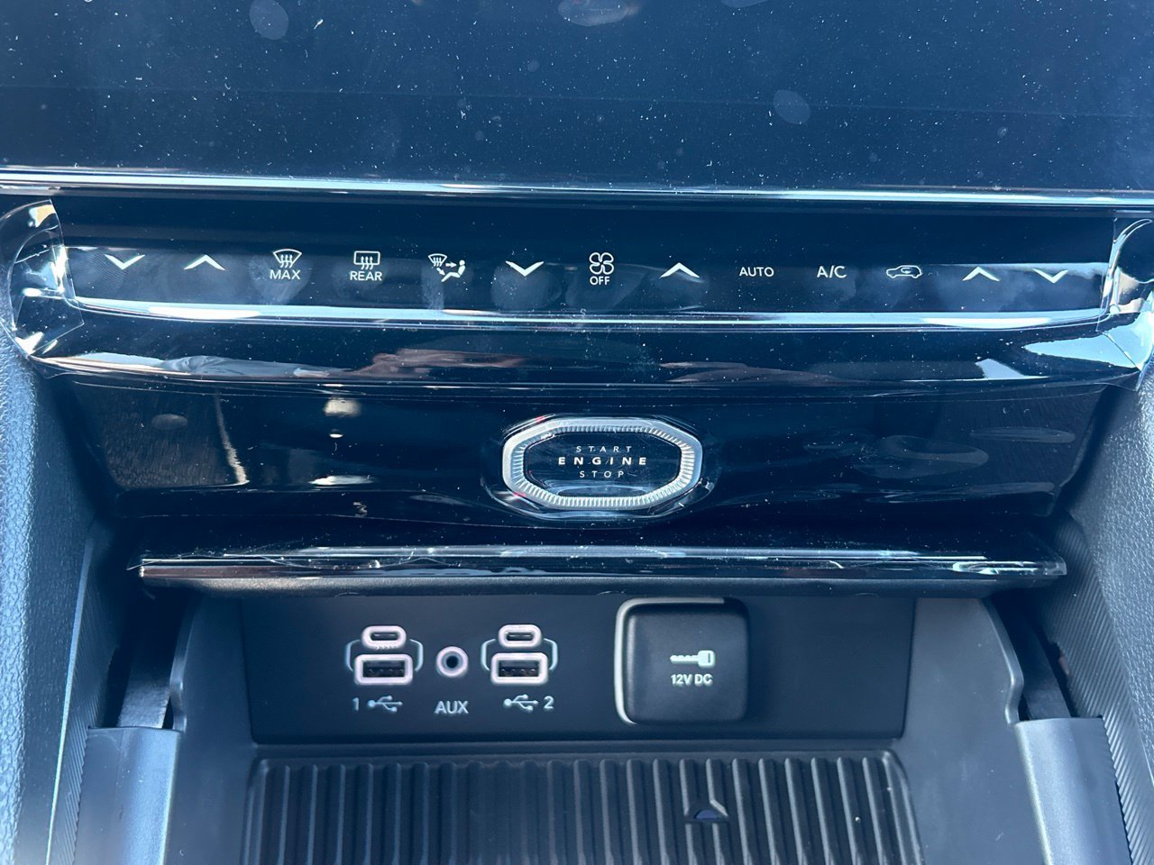 New 2027 Jeep Grand Cherokee Limited AWD/4WD image 21