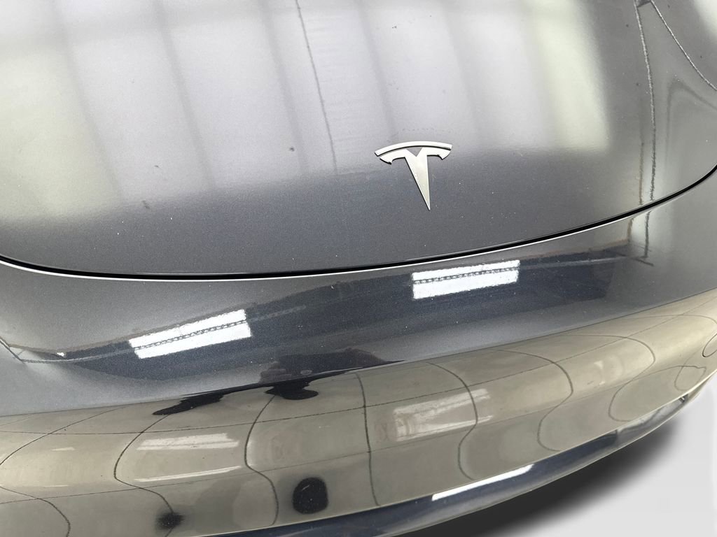Used 2024 Tesla Model Y Long Range image 25