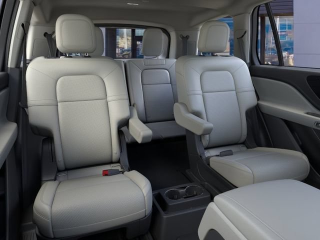 New 2026 Lincoln Aviator AWD image 13