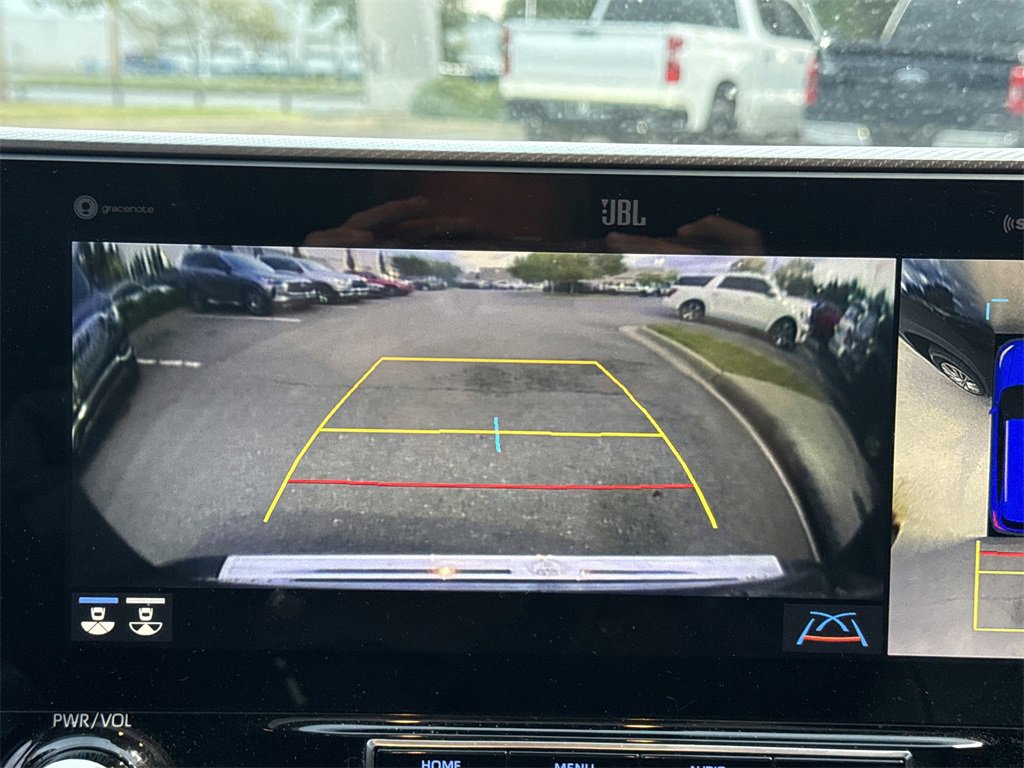 Used 2020 Toyota Highlander Platinum image 17