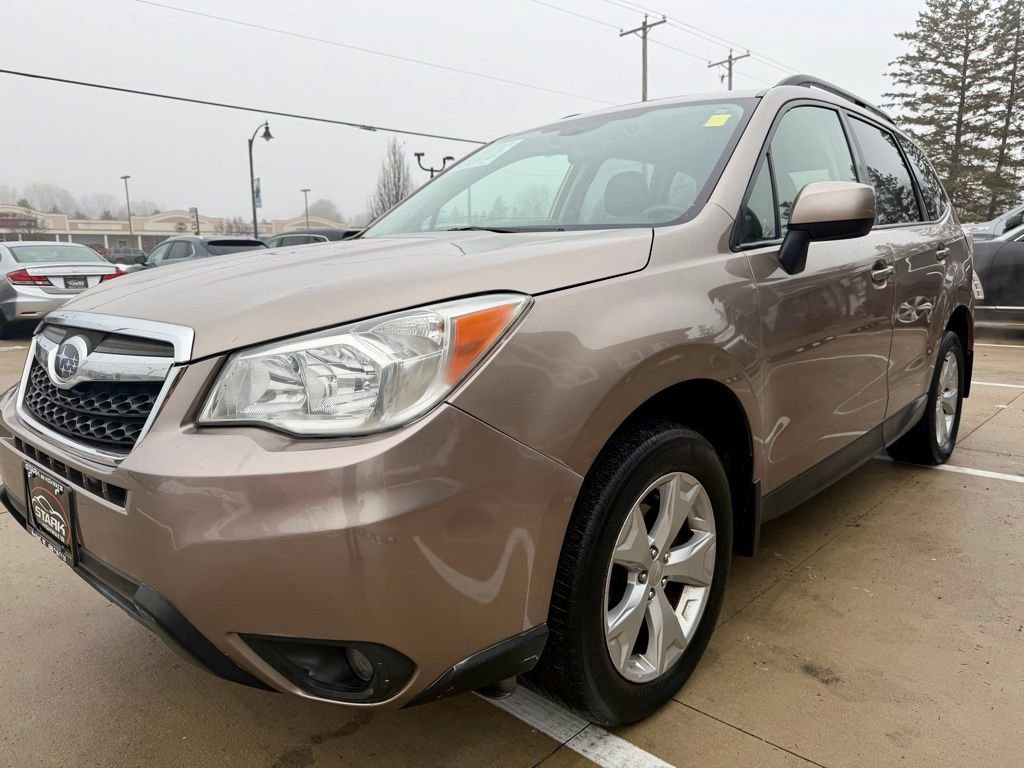 Used 2016 Subaru Forester 2.5i Premium AWD/4WD image 4