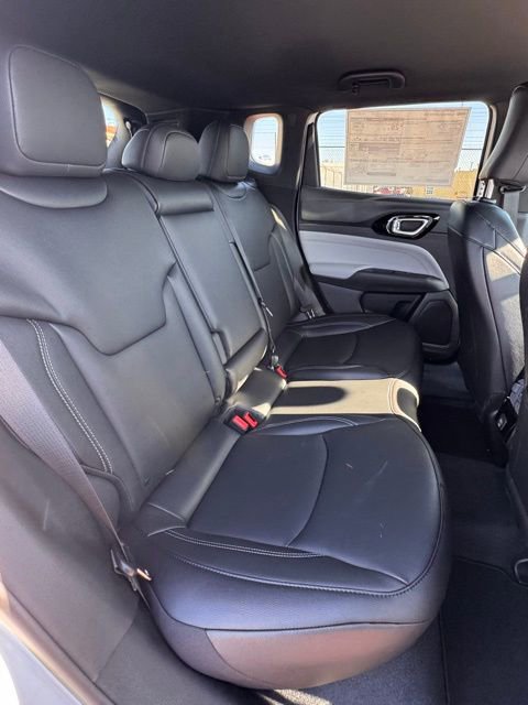 New 2026 Jeep Compass Limited image 14