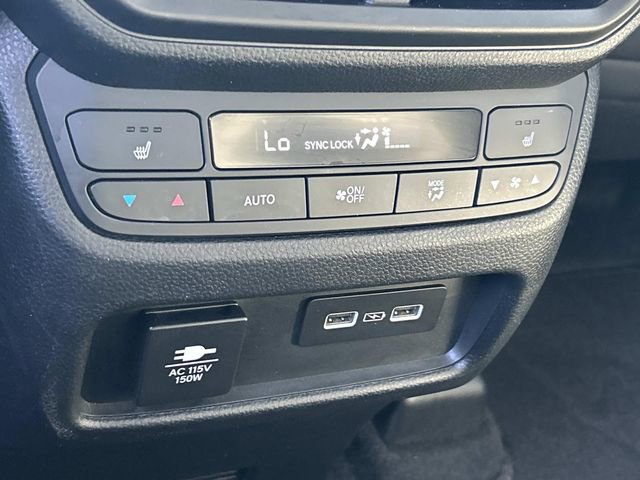 Used 2023 Honda Pilot Elite image 25