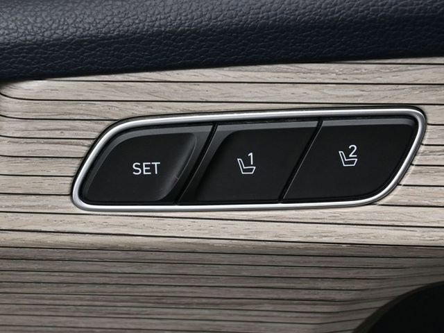 Used 2021 Hyundai Palisade Limited image 14