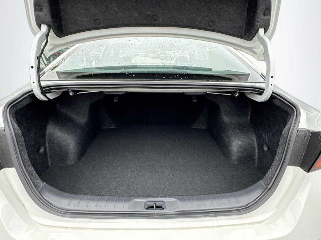 Used 2025 Nissan Altima 2.5 S image 21